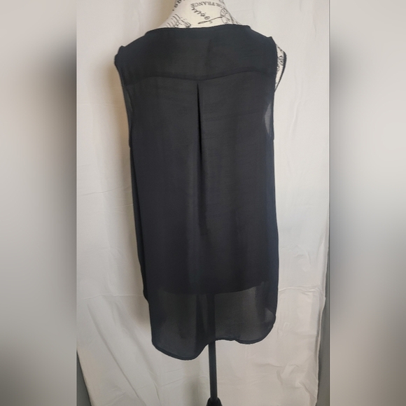 Apt 9 Womens black sleeveless top. Size Large,  previously owned - Picture 4 of 5